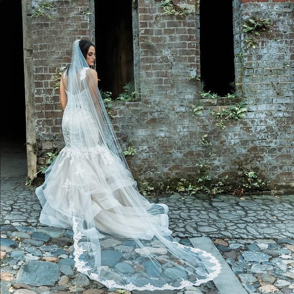 Meet your Posher, Shaye - Picture 1 of 1